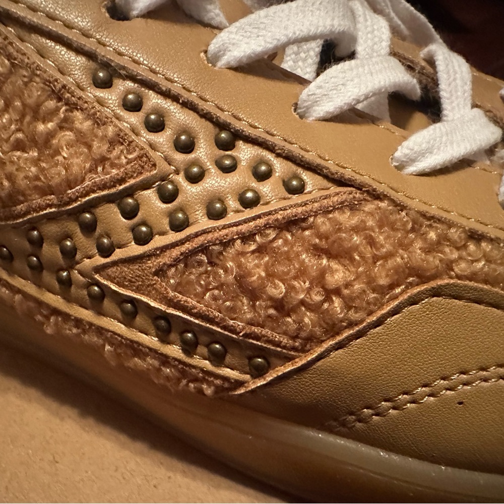 🆕 Zodiac Carmel Women's Sneakers with White Laces. New in Box. Size 8.5. - Picture 8 of 11